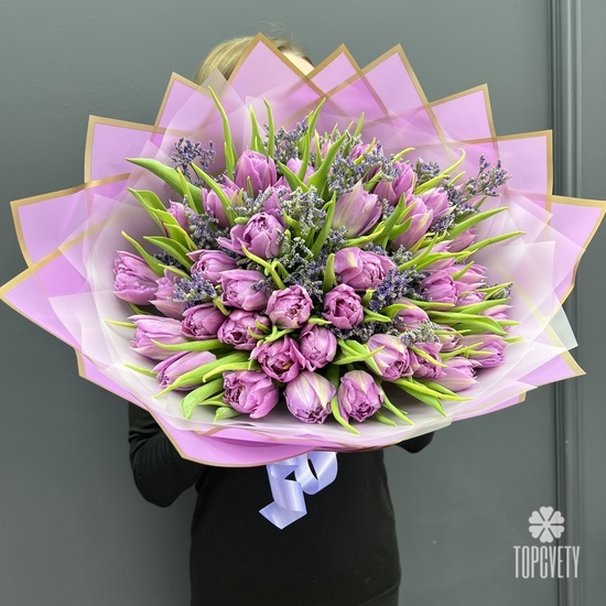 Букет из 51 пионовидного тюльпана