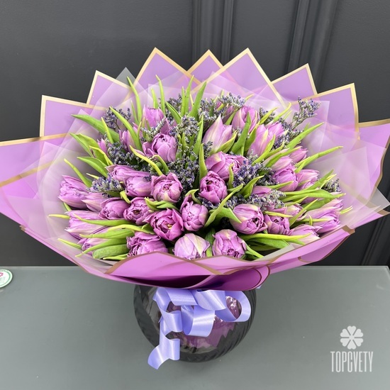 Букет из 51 пионовидного тюльпана