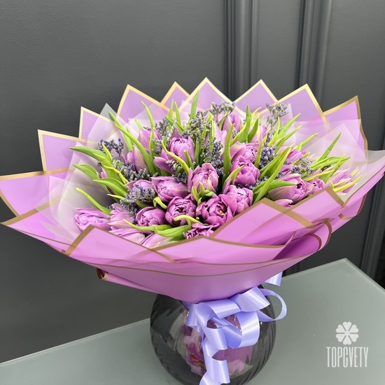 Букет из 51 пионовидного тюльпана