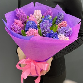 Букет из 15 гиацинтов