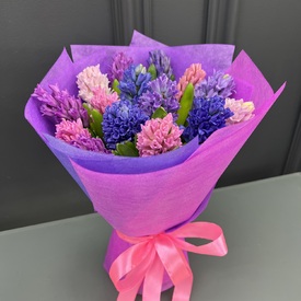 Букет из 15 гиацинтов