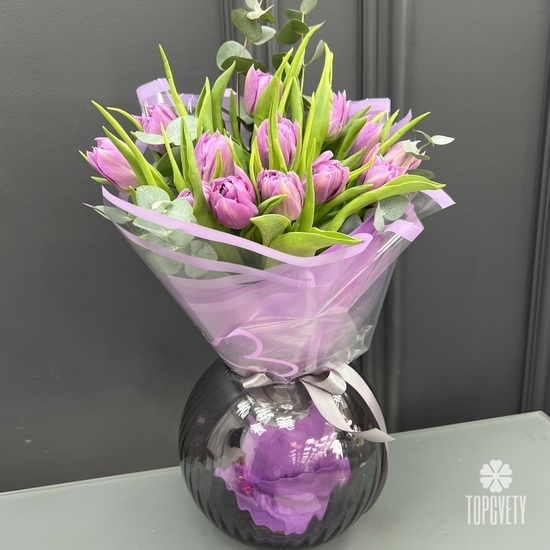 Букет из 15 пионовидных тюльпанов