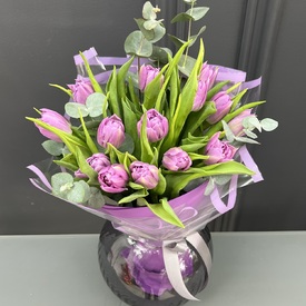Букет из 15 пионовидных тюльпанов
