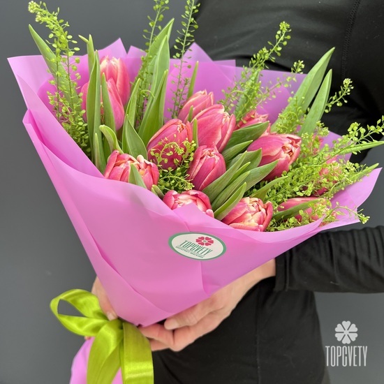 Букет из 15 пионовидных тюльпанов Колумбус