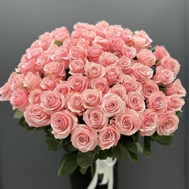 Букет из 75шт розовых роз Би Свит 70см