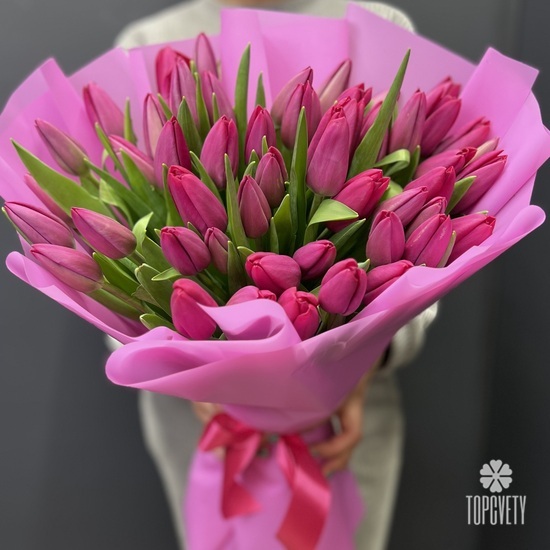 Букет из 51 розового тюльпана 