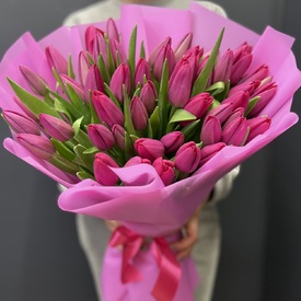 Букет из 51 розового тюльпана 