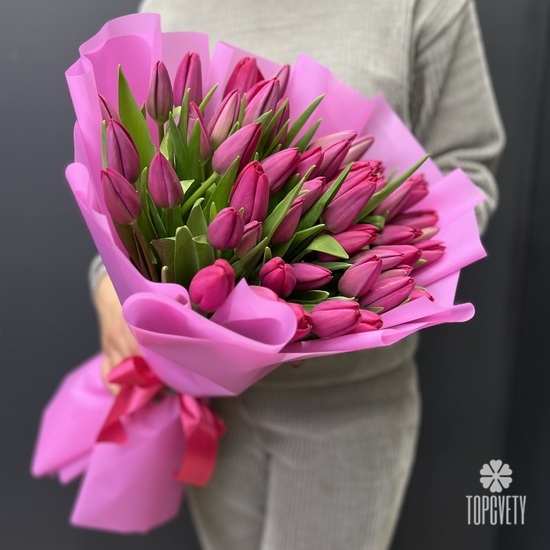 Букет из 51 розового тюльпана 
