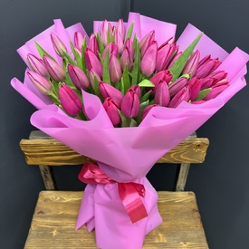 Букет из 51 розового тюльпана 