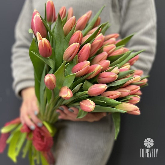 Букет из 51 тюльпана 