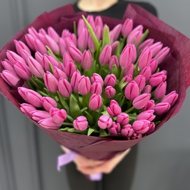 Букет из 101 розового тюльпана