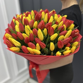 Букет из 101 тюльпана