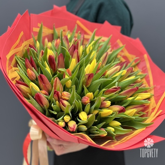 Букет из 101 тюльпана микс