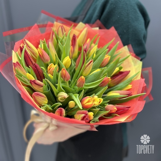 Букет из 51 тюльпана 