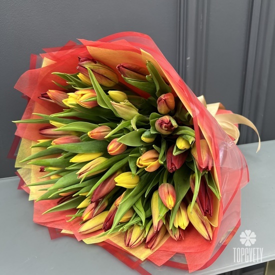 Букет из 51 тюльпана 