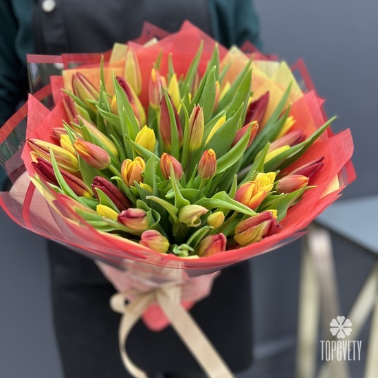 Букет из 51 тюльпана 