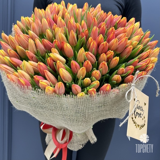 Букет из 201 тюльпана 