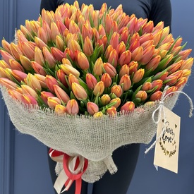 Букет из 201 тюльпана 