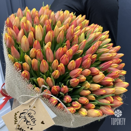 Букет из 201 тюльпана 
