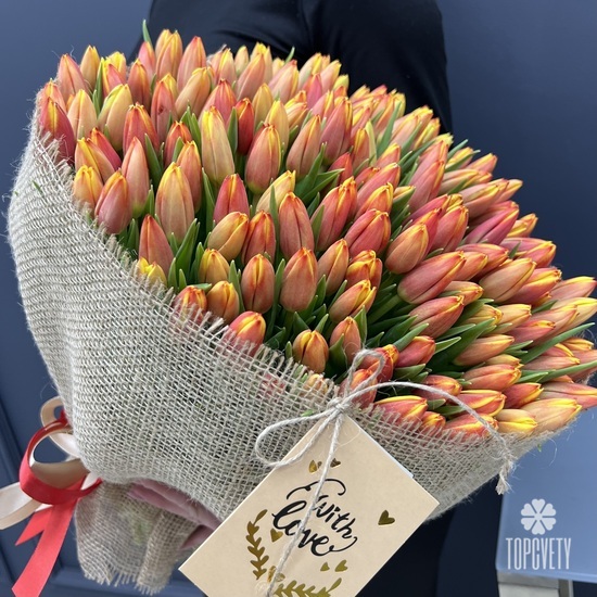 Букет из 201 тюльпана 