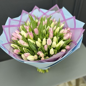 Букет из 101 тюльпана 