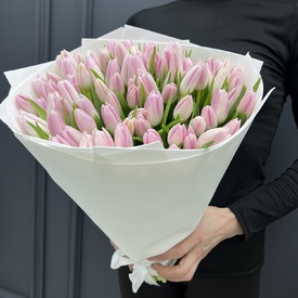 Букет из 101 розового тюльпана