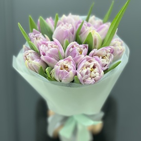 Букет из 15 пионовидных тюльпанов