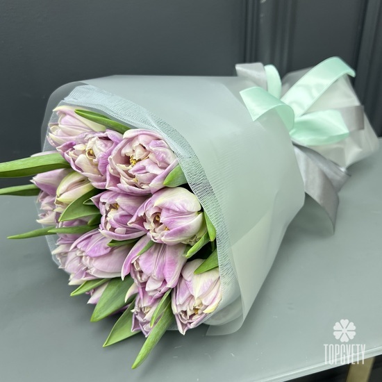 Букет из 15 пионовидных тюльпанов