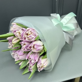 Букет из 15 пионовидных тюльпанов