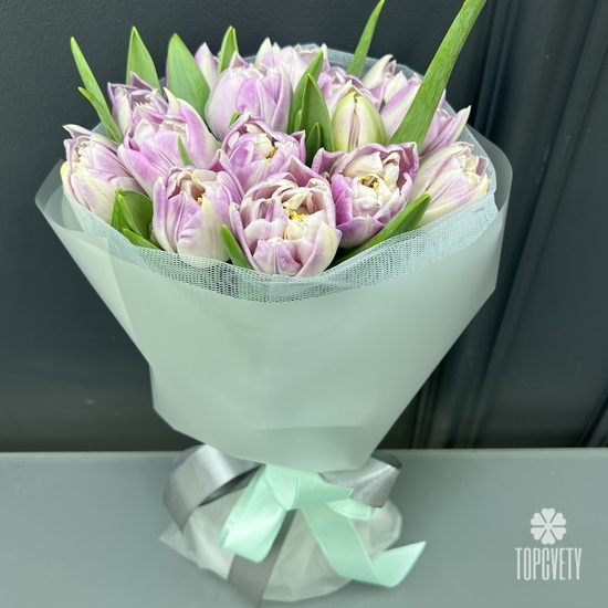 Букет из 15 пионовидных тюльпанов
