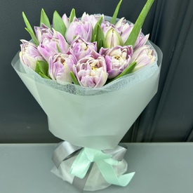 Букет из 15 пионовидных тюльпанов