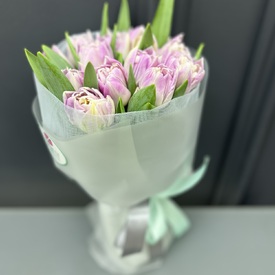 Букет из 15 пионовидных тюльпанов
