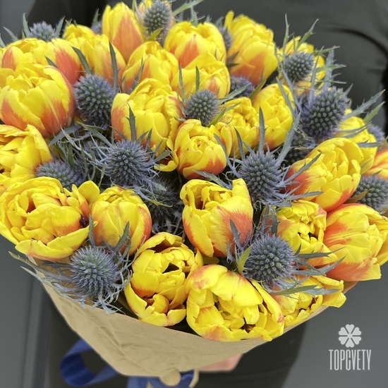 Букет из 25 пионовидных тюльпанов