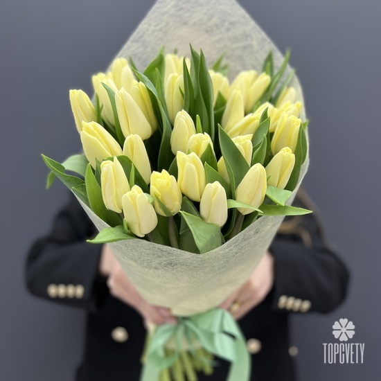 Букет из 35 желтых тюльпанов