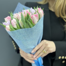 Букет из 35 пионовидных тюльпанов