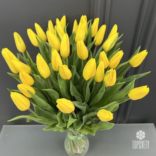 Букет из 51 желтого тюльпана