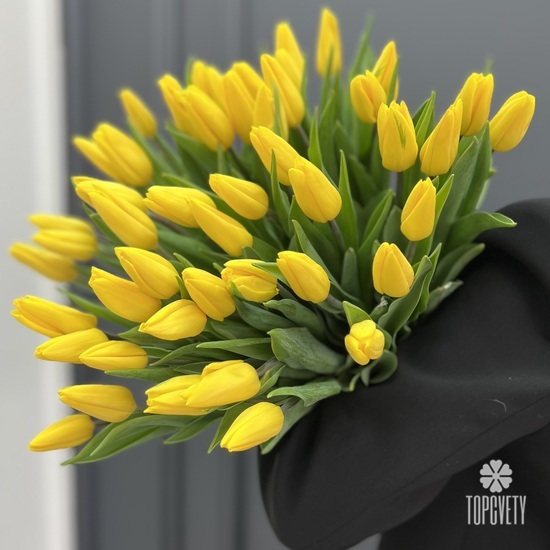 Букет из 51 желтого тюльпана