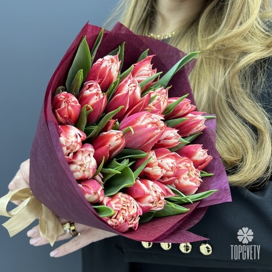 Букет из 21 пионовидного тюльпана