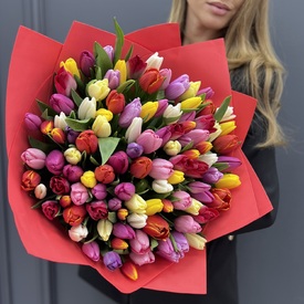 Букет из 101 тюльпана микс