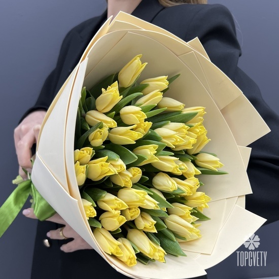 Букет из 51 желтого тюльпана