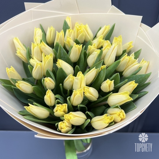 Букет из 51 желтого тюльпана