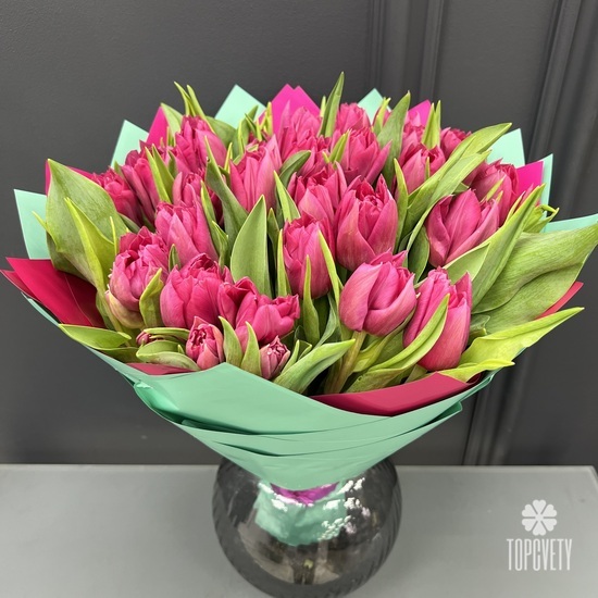 Букет из 35 розовых пионовидных тюльпанов