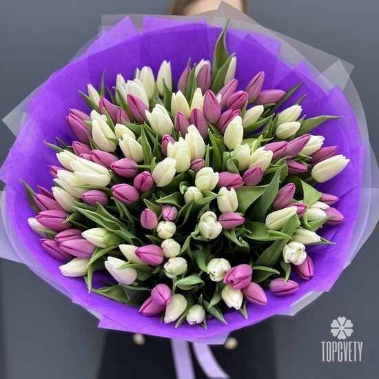 Букет из 101 тюльпана