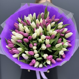 Букет из 101 тюльпана