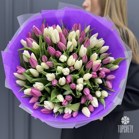Букет из 101 тюльпана