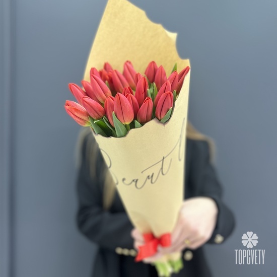 Букет из 25 тюльпанов