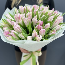 Букет из 51 розового пионовидного тюльпана