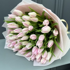 Букет из 51 розового тюльпана