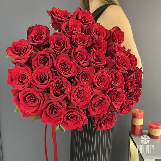 Букет из 35шт красных роз 70см