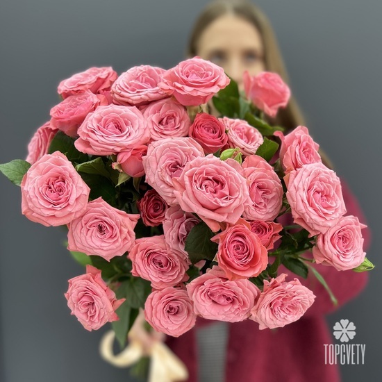 Букет из 5 кустовых пионовидных роз 80см